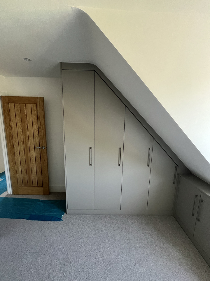 Simply angled wardrobe in Pebble